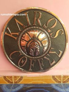 Pengrajin logo tembaga kuningan