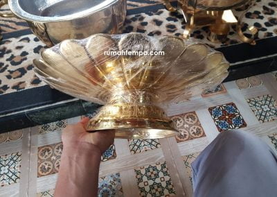 Tempat Buah Kuningan