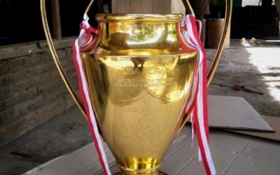 Trophy Piala Kuningan