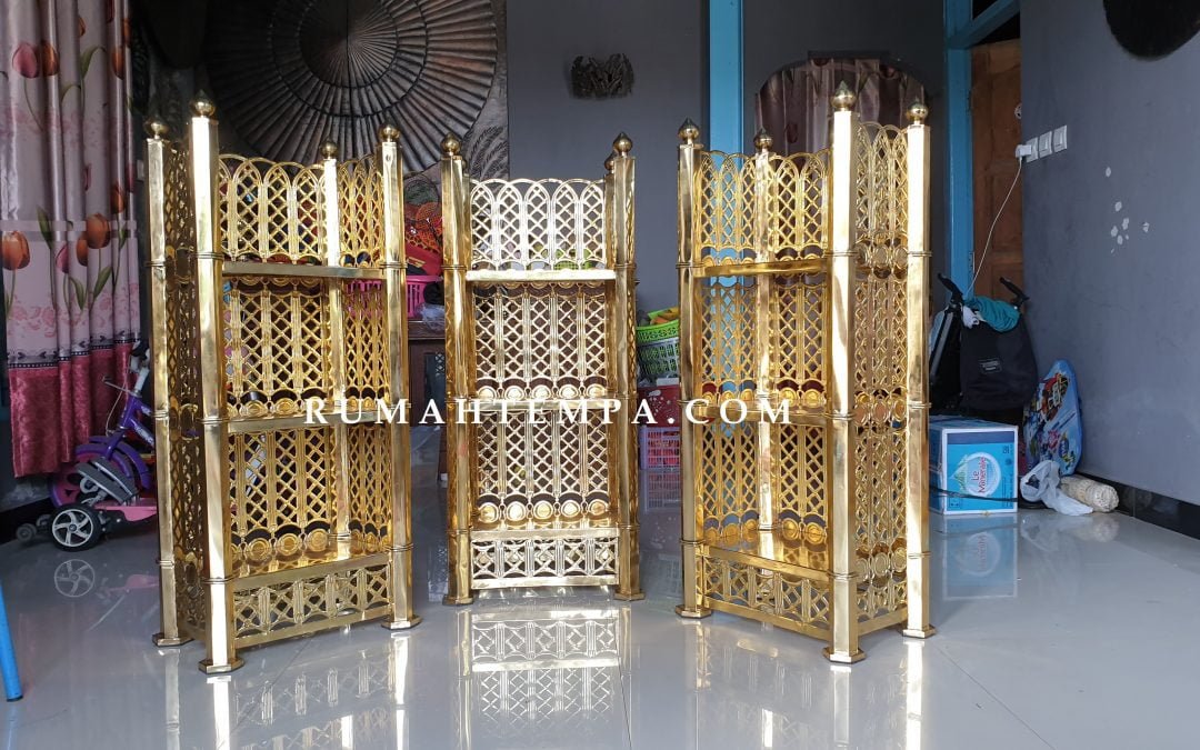 Kerajinan Rak Kuningan