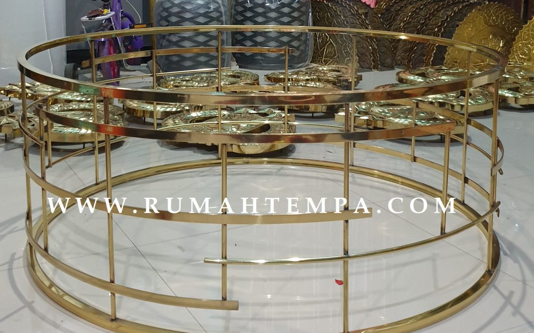 Kerajinan Meja Kuningan