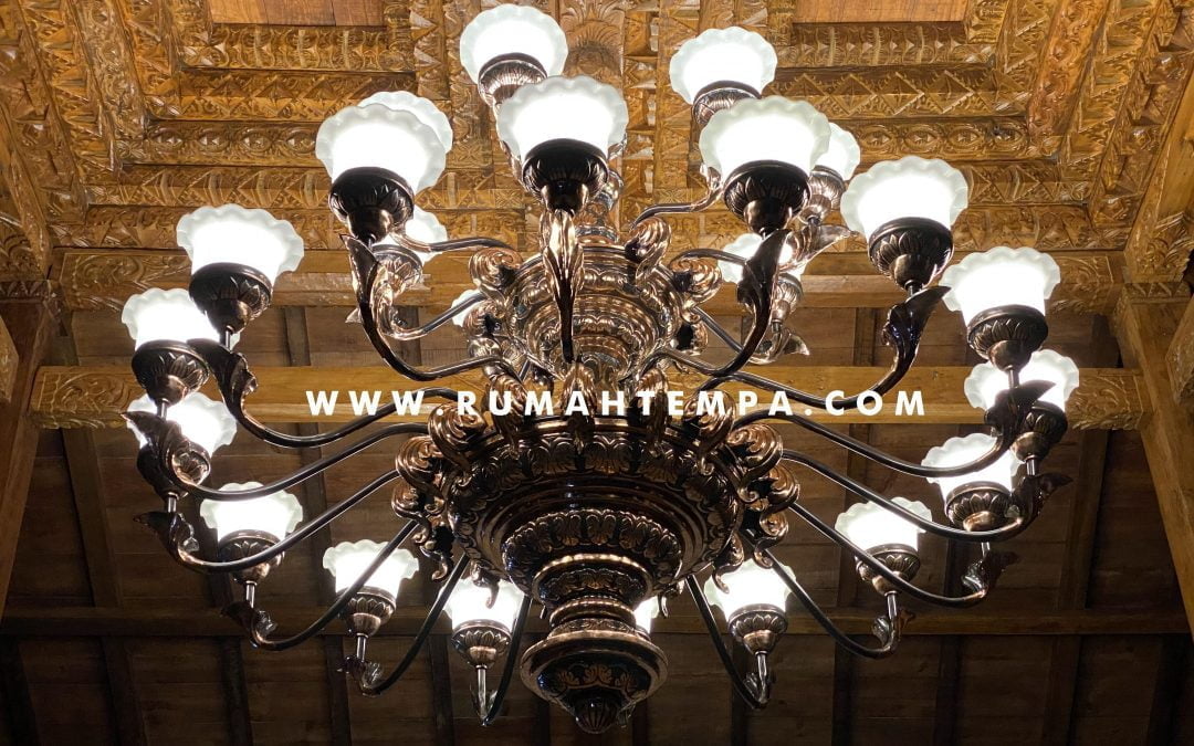 Lampu Hias Robyong Tembaga