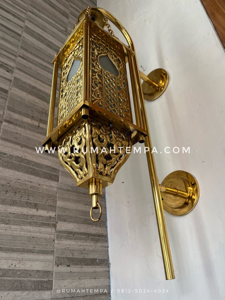 lampu dinding nabawi