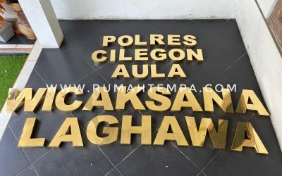 Letter Huruf Timbul Kuningan