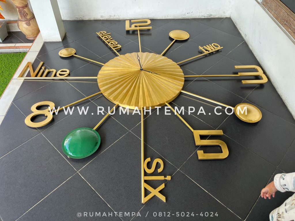 jam dinding unik mewah besar
