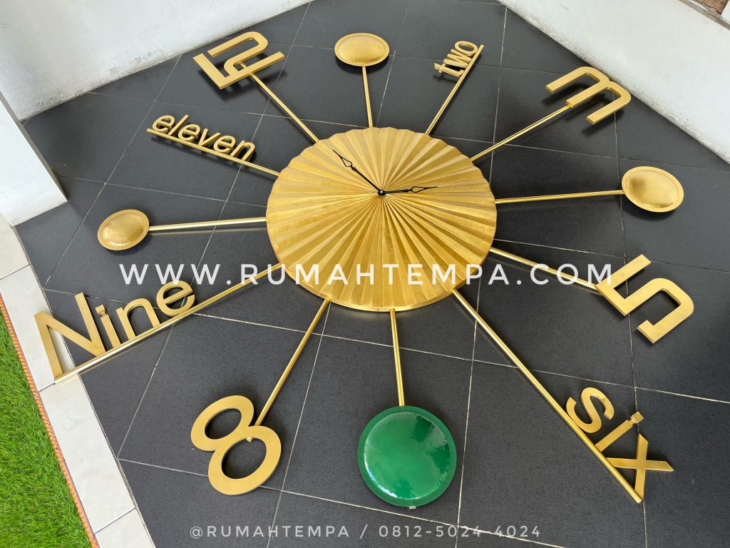 jam dinding custom mewah bahan kuningan