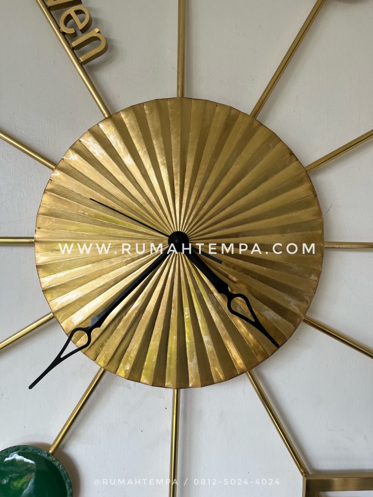 walldecor kuningan jam dinding