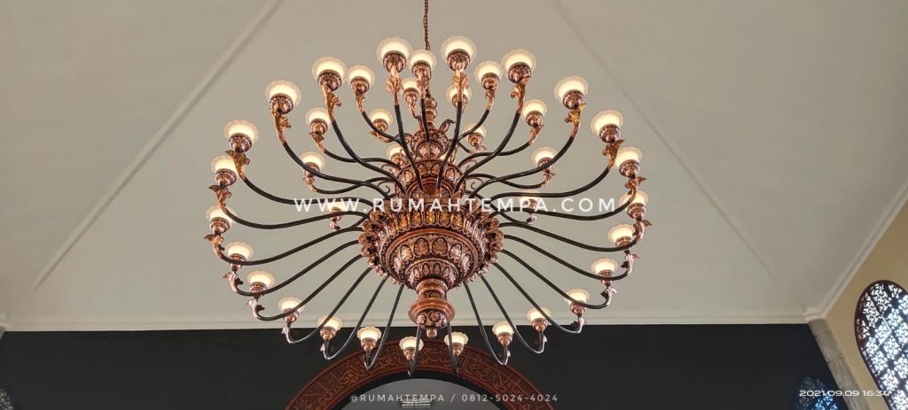 lampu tangkai robyong tembaga