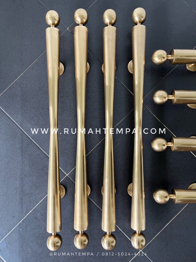 handle cor kuningan