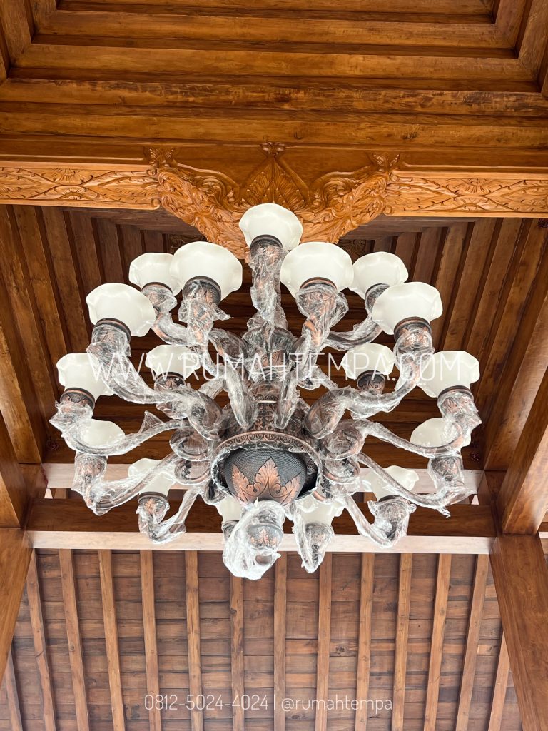 kerajinan lampu hias tembaga