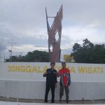 tugu tembaga donggala