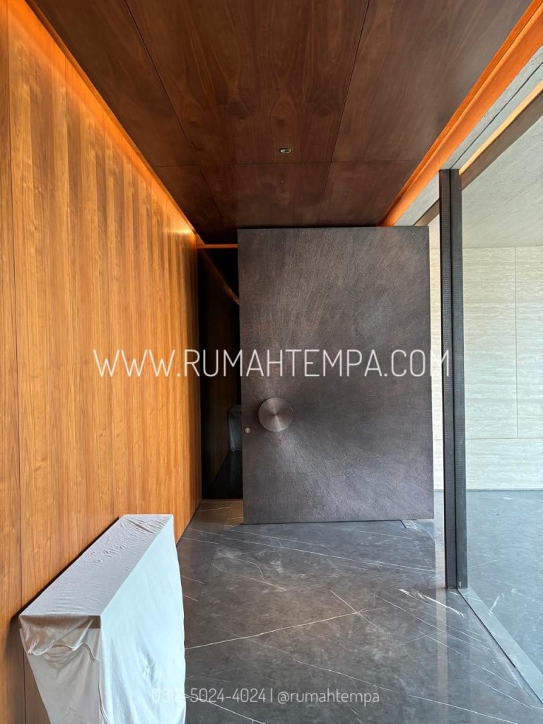 pintu tembaga kuningan