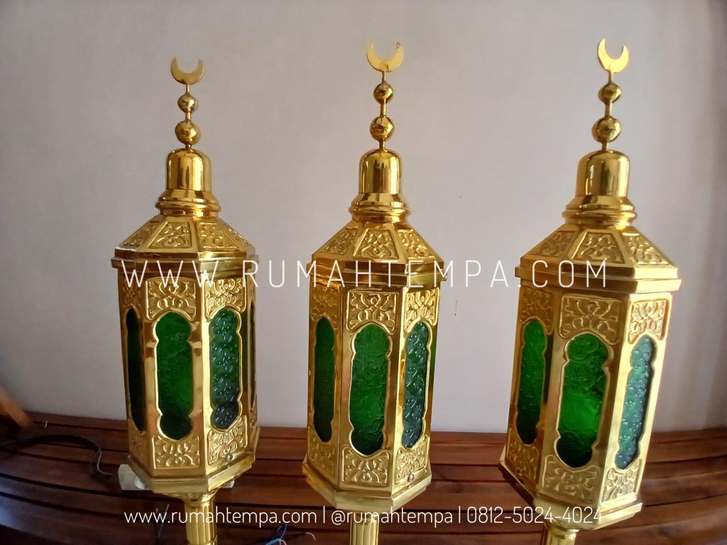 kerajinan lampu masjidil haram