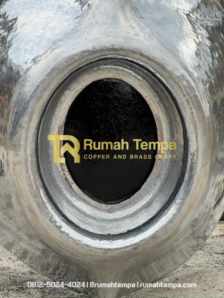 pengrajin ornamen ka'bah