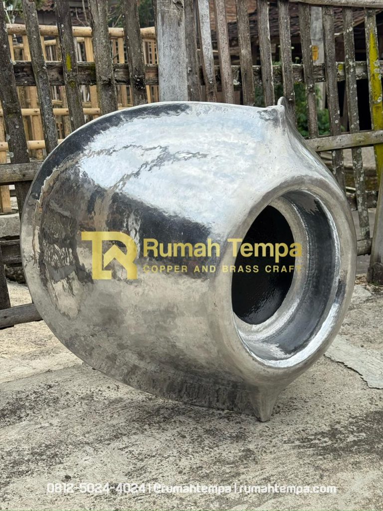 produk replika hajar aswad