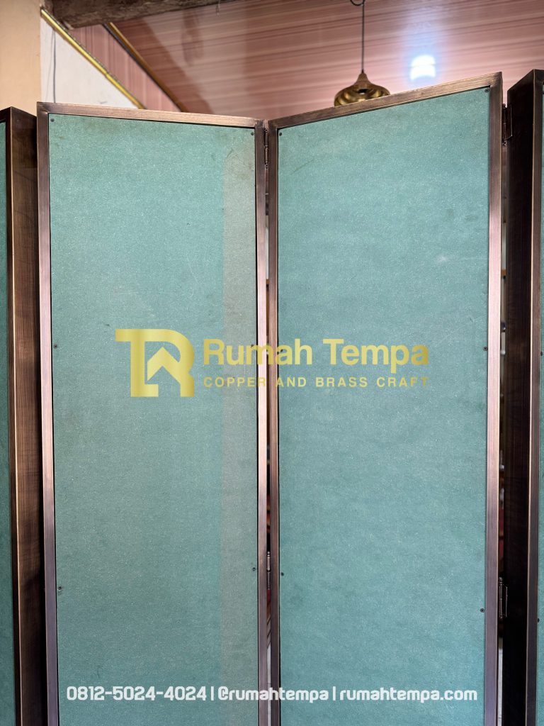 sekat ruangan custom