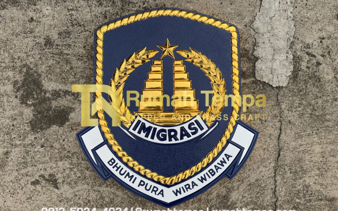 Logo Kuningan Motif Ukir