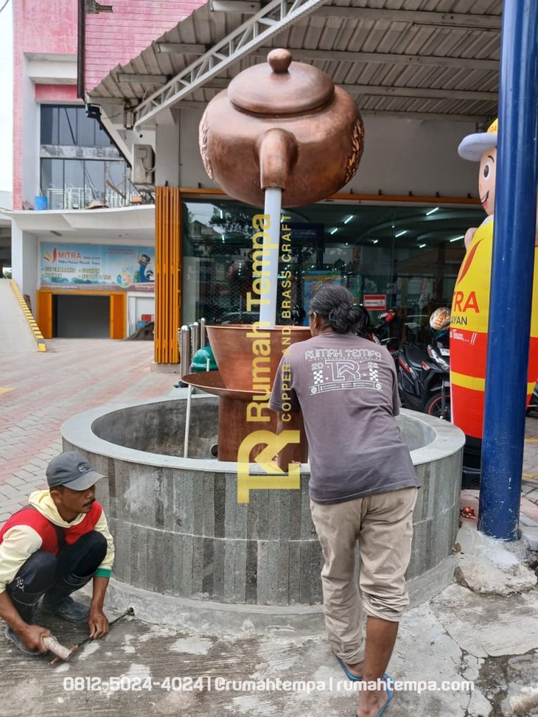 air mancur teko melayang