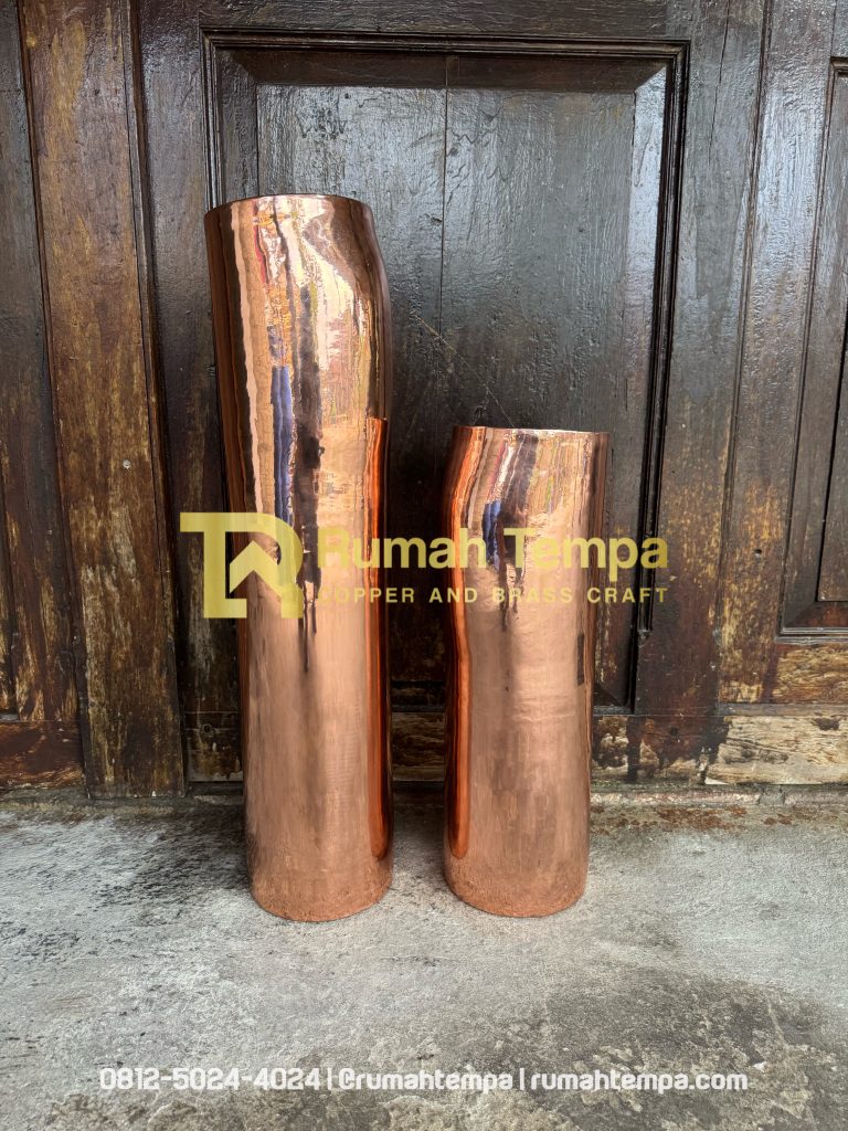 vas bunga tembaga