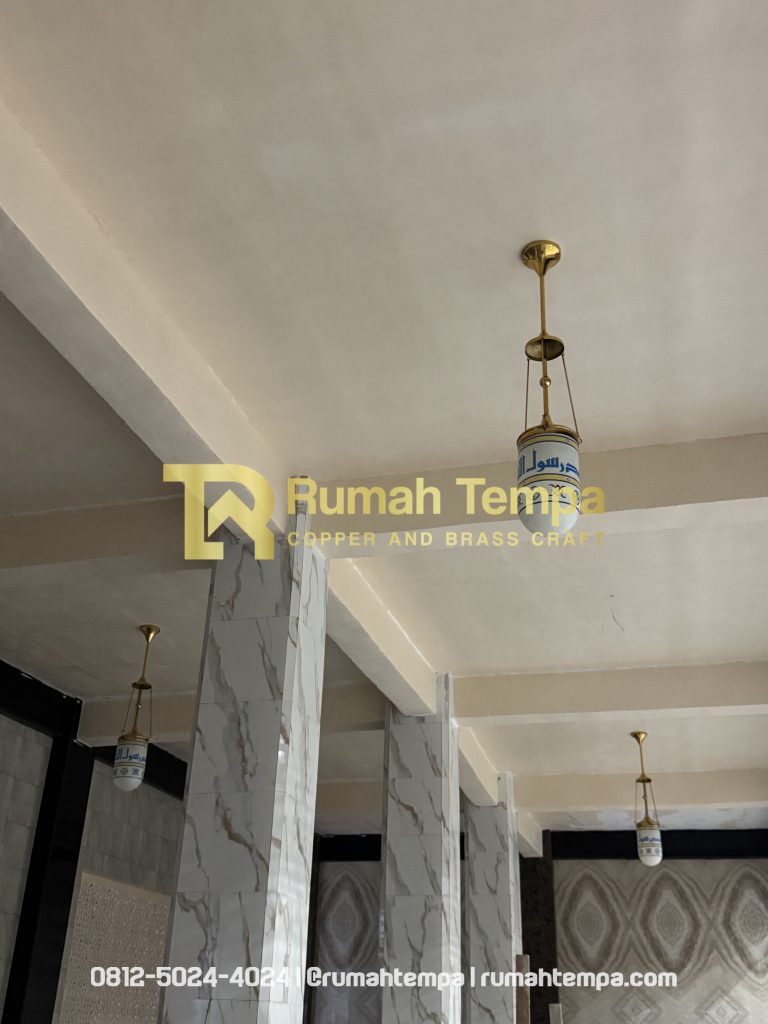 lampu gantung kuningan