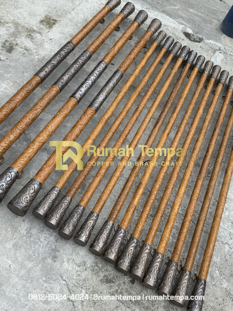 kerajinan handle kuningan kombinasi kayu