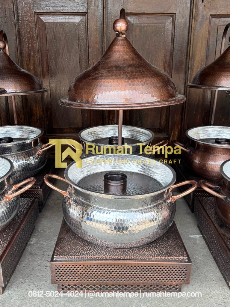 pengrajin chafing dish tembaga