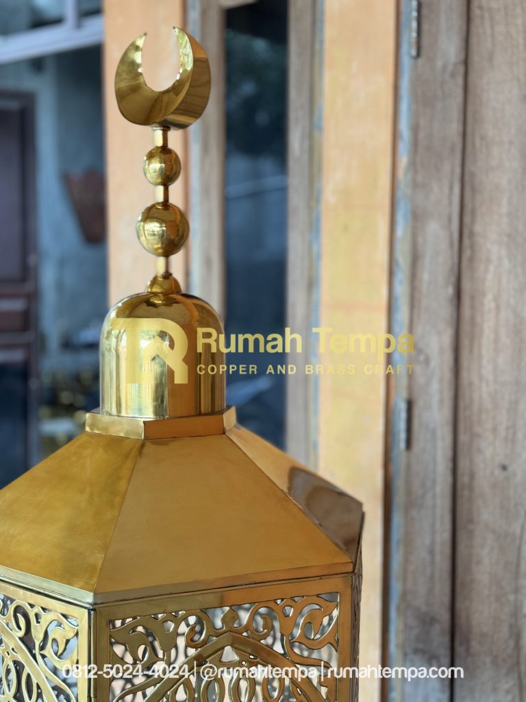 pengrajin maqam ibrahim bahan kuningan