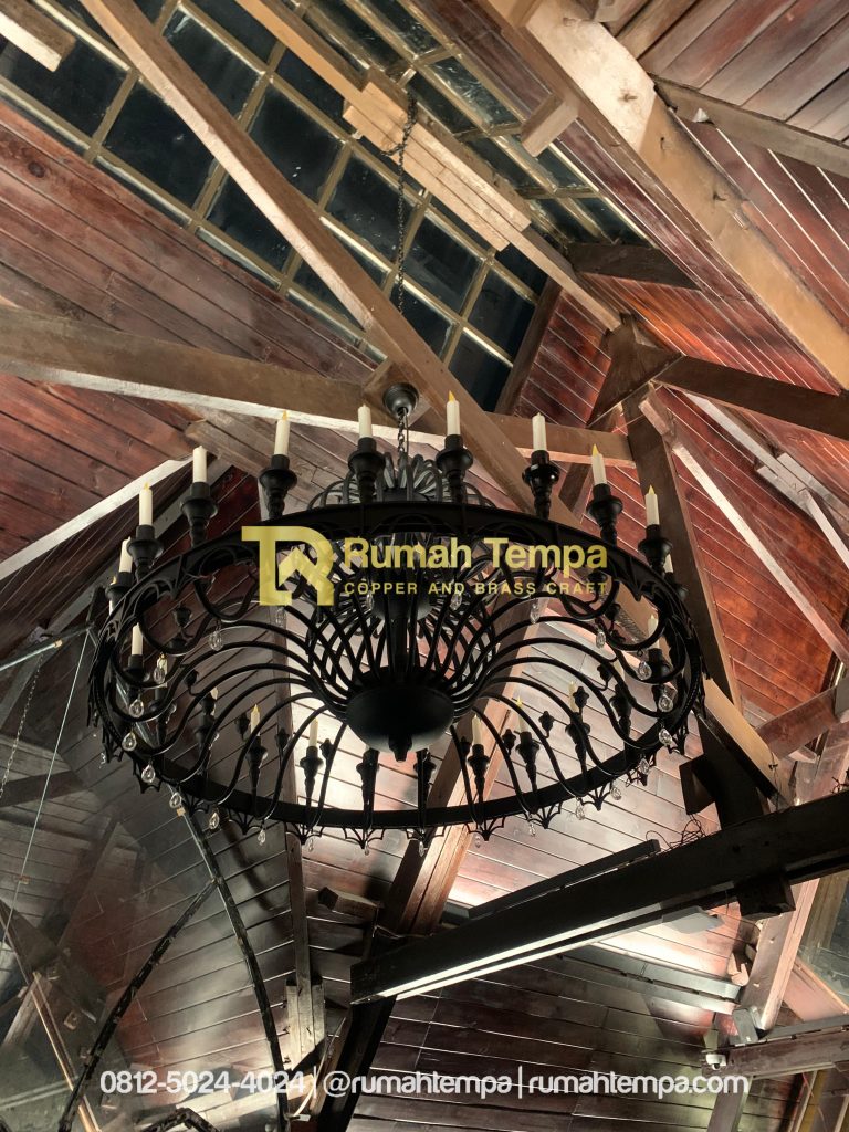 lampu gantung chandelier besi