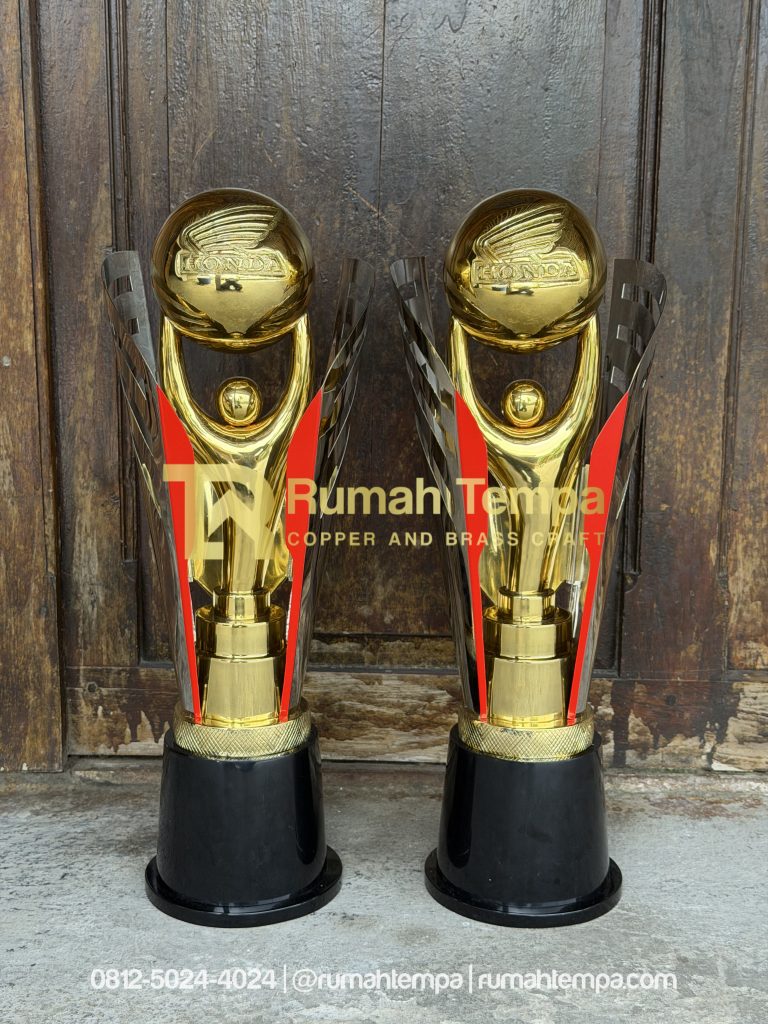 piala kuningan tembaga
