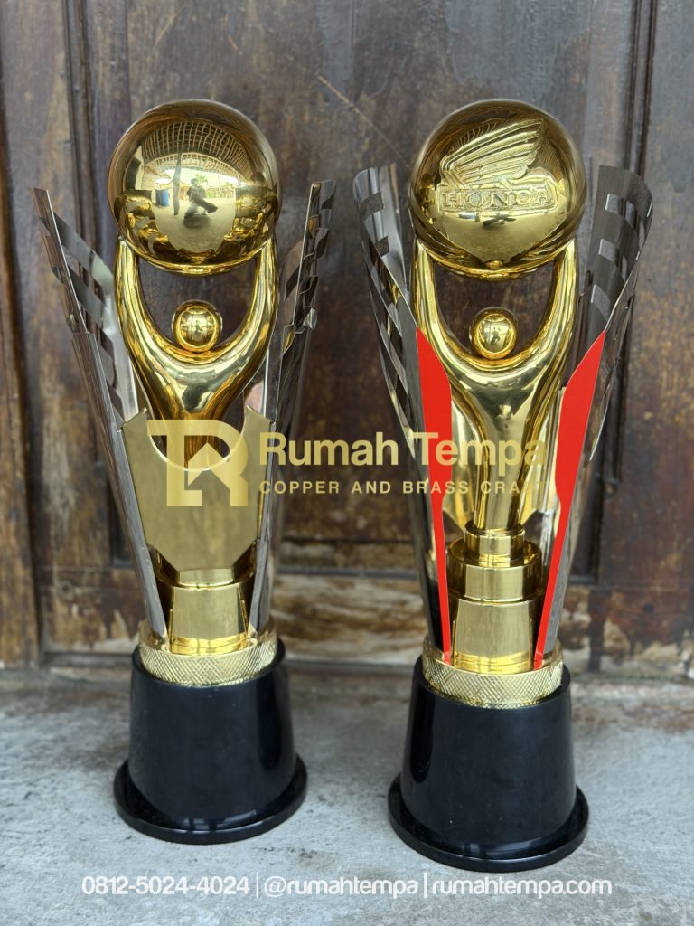 piala kuningan custom